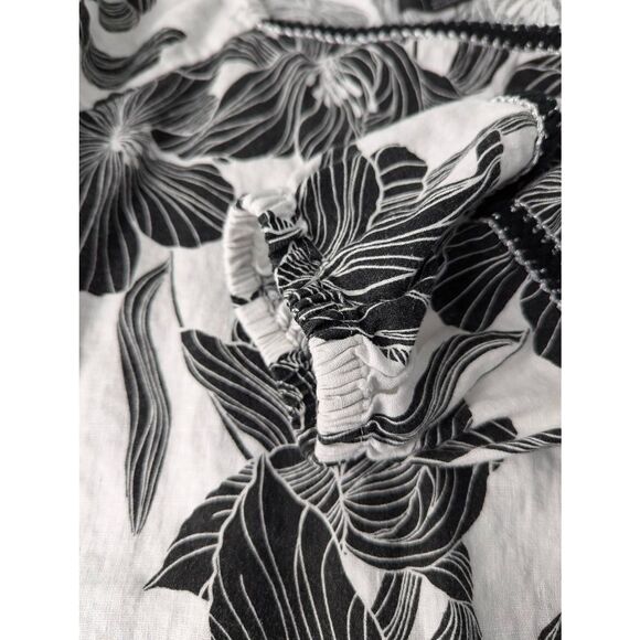 Tahari Black & White Floral 100% Linen Top Blouse with Balloon Sleeve Sz XL - Picture 5 of 10